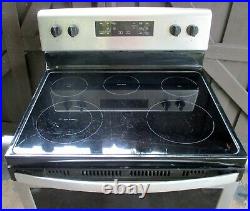 Whirlpool 6.7 cu. Ft. Double Oven Electric Range Convection Stainless W10164733A